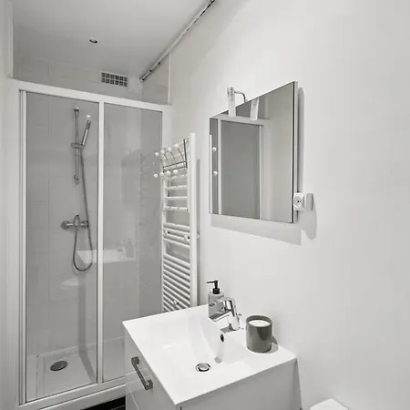 Bnbnova - 1br - Louvre & Palais Royal & Montorgueil Daire Paris