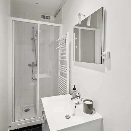 Daire Bnbnova - 1br - Louvre & Palais Royal & Montorgueil Paris